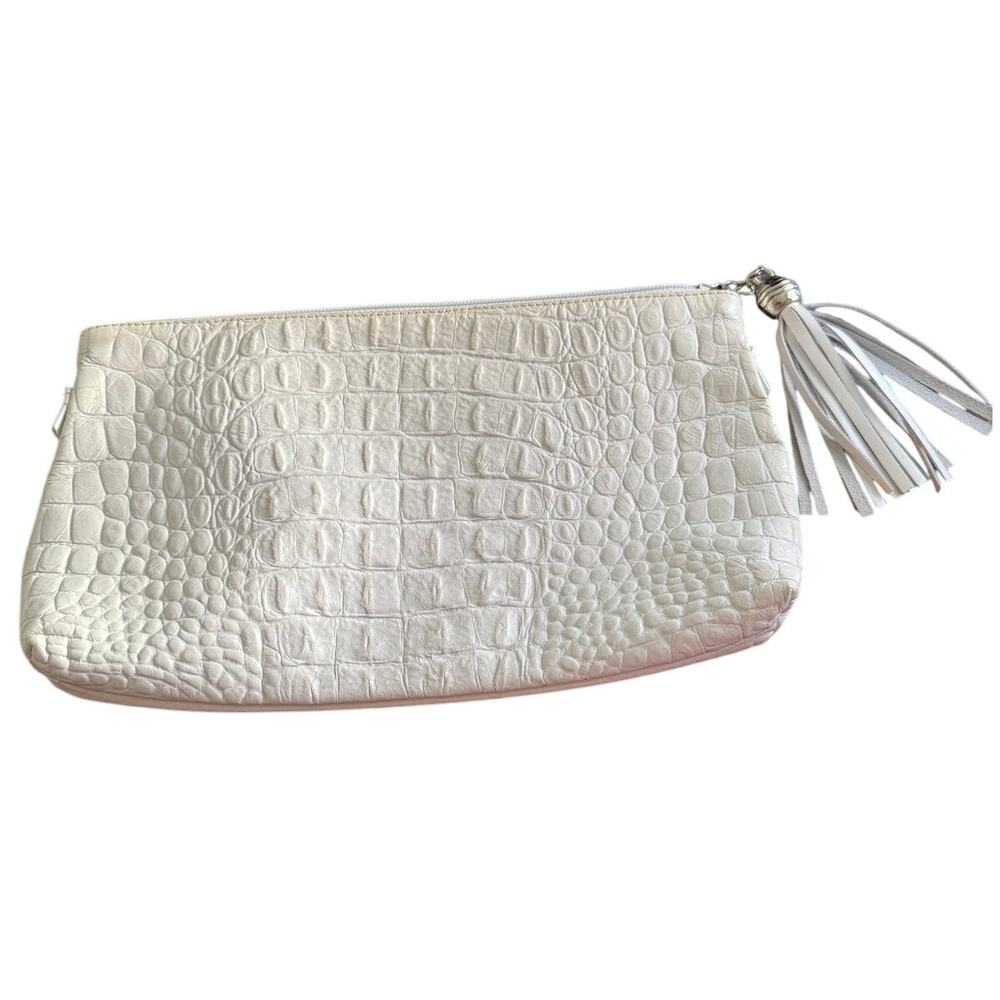 Due Fratelli Made In Canada Genuine Leather White‎ Faux Croc Embossed Clutch